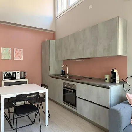 公寓 Marlor House - *